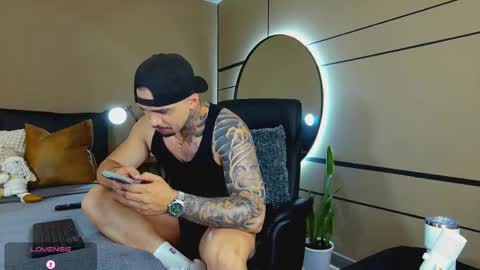 ONLYFANS Sotoandres   modelo independiente online show from December 22, 12:40 am