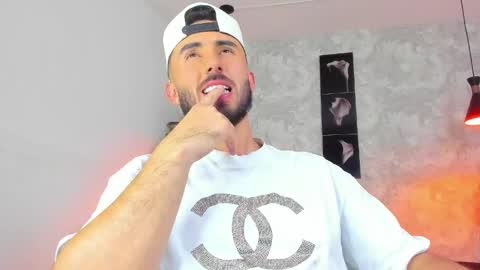 Martin Foster online show from April 13, 8:58 pm