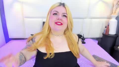 Martina  online show from April 9, 2:11 pm