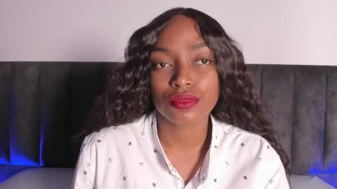 Snapshot of martina_jackson_ chatting on March 1, 10:42 pm Laura online show from March 1, 10:42 pm