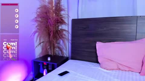 Snapshot of martina_miiller chatting on February 11, 12:58 pm martina mIIler online show from February 11, 12:58 pm