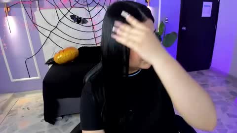 Martina  online show from October 29, 8:10 pm