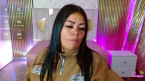 Snapshot of martina_tay chatting on May 17, 3:15 am Hey im martina online show from May 17, 3:15 am