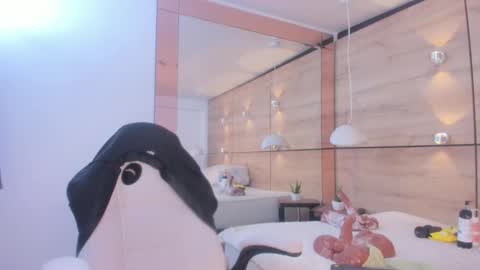 martina touss  online show from January 7, 1:13 pm