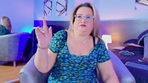 Snapshot of martinacaicedo chatting on January 17, 9:49 am Martina Caicedo online show from January 17, 9:49 am