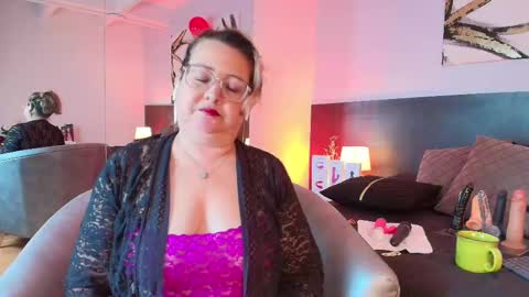 Snapshot of martinacaicedo chatting on February 25, 12:55 pm Martina Caicedo online show from February 25, 12:55 pm