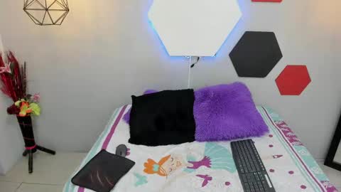 Snapshot of martinaclark chatting on March 3, 6:26 am Martina online show from March 3, 6:26 am