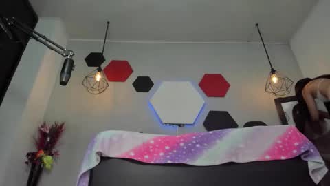 Snapshot of martinaclark chatting on November 5, 3:28 am Martina online show from November 5, 3:28 am