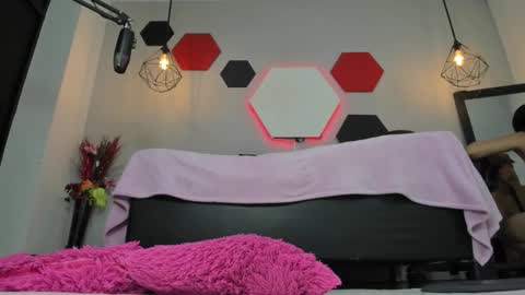 Snapshot of martinaclark chatting on November 20, 10:20 pm Martina online show from November 20, 10:20 pm