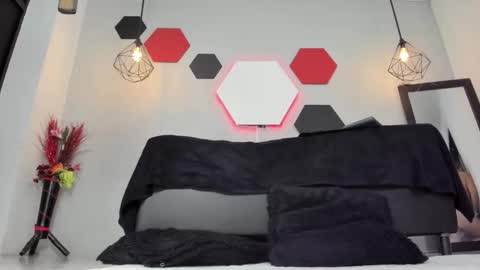 Snapshot of martinaclark chatting on December 3, 3:58 am Martina online show from December 3, 3:58 am