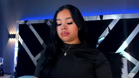 Snapshot of martinagarcia__ chatting on May 1, 7:07 pm Martina Garcia online show from May 1, 7:07 pm