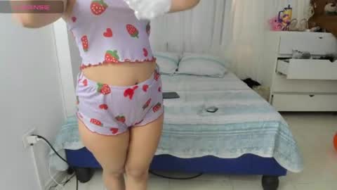 Snapshot of martinarossi chatting on June 30, 3:02 pm ... ... online show from June 30, 3:02 pm