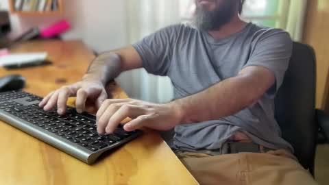 Martincito online show from December 2, 11:12 am