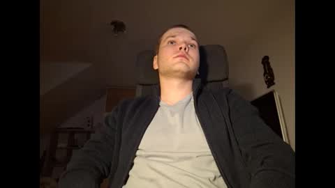 Snapshot of martinez36133 chatting on December 22, 10:58 pm martinez36133 online show from December 22, 10:58 pm