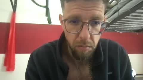 martinmagic467657 online show from April 22, 7:44 am