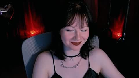 Snapshot of marty_bree chatting on April 24, 5:15 pm Nancy online show from April 24, 5:15 pm