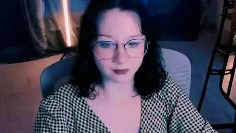 Nancy online show from July 6, 5:37 pm