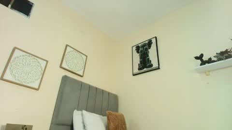 mary_cute9 online show from April 17, 12:08 pm