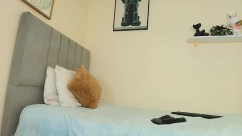 mary_cute9 online show from June 9, 12:06 pm