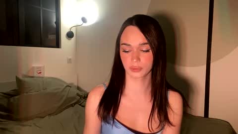 Mary online show from December 16, 7:08 pm