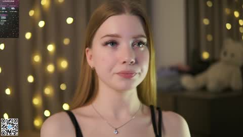 Mary online show from December 17, 12:43 pm