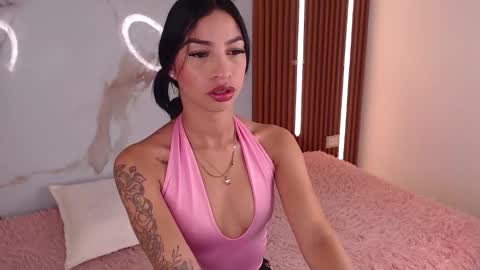 Hi guys im Mary  online show from September 17, 12:29 pm