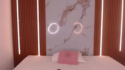 Hi guys im Mary  online show from September 27, 2:22 pm