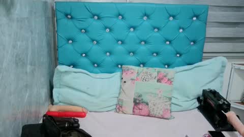  Mary Moon  online show from February 21, 11:11 am