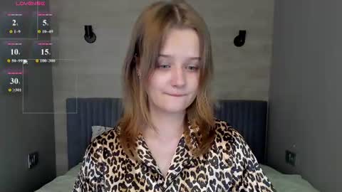 Snapshot of mary_phoenix chatting on June 12, 9:03 pm mary_phoenix online show from June 12, 9:03 pm