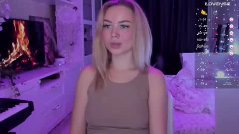 Mary online show from October 2, 6:48 pm