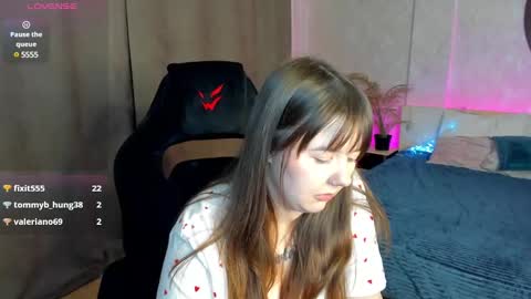 mary_stevenss online show from January 16, 11:15 am