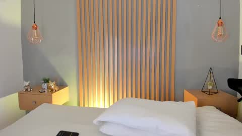 Snapshot of mary_suarez chatting on February 15, 3:52 am Maria online show from February 15, 3:52 am