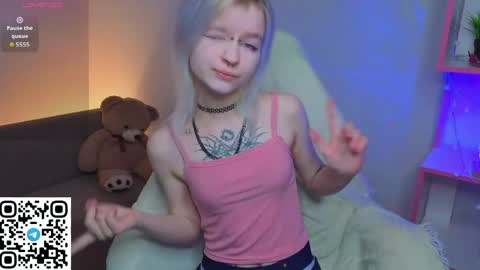 Mary online show from April 19, 12:00 am