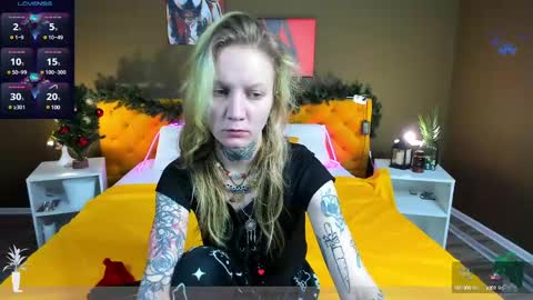Snapshot of mary_xextra chatting on December 2, 1:03 am Mary GTM3Mon Wed Thu Sat Sun 0400 am-1030pm online show from December 2, 1:03 am