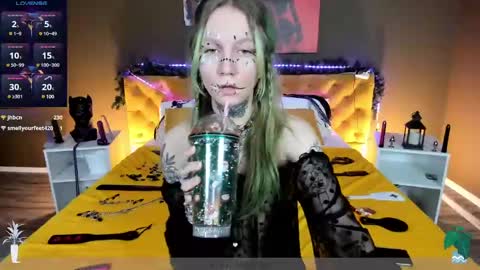 Snapshot of mary_xextra chatting on December 11, 5:10 am Mary GTM3Mon Wed Thu Sat Sun 0400 am-1030pm online show from December 11, 5:10 am