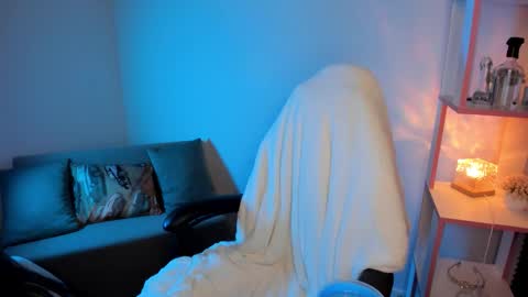Snapshot of mary_xextra chatting on September 22, 12:01 am Mary GTM3Mon Wed Thu Sat Sun 0400 am-1030pm online show from September 22, 12:01 am