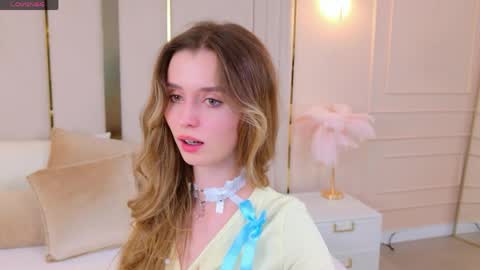Snapshot of marybeth_snow chatting on May 2, 5:18 pm Marybeth online show from May 2, 5:18 pm