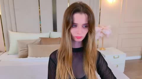Snapshot of marybeth_snow chatting on June 9, 5:13 pm Marybeth online show from June 9, 5:13 pm