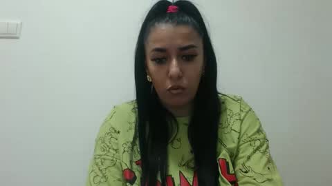 maryem online show from October 19, 2:07 pm