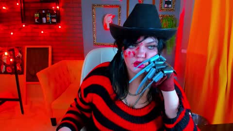 Mary online show from October 31, 4:02 am