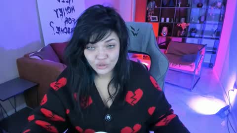 Mary online show from November 3, 2:24 am