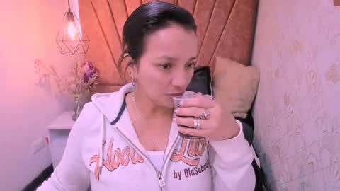 Marylin online show from October 18, 8:09 pm