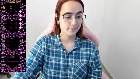 Dulce Maria online show from February 11, 11:12 pm