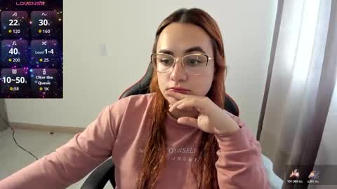 Dulce Maria online show from November 11, 5:13 pm