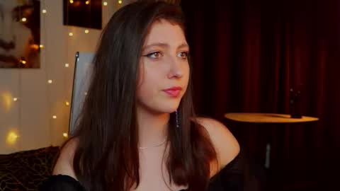 Mary Miller online show from September 22, 12:40 pm