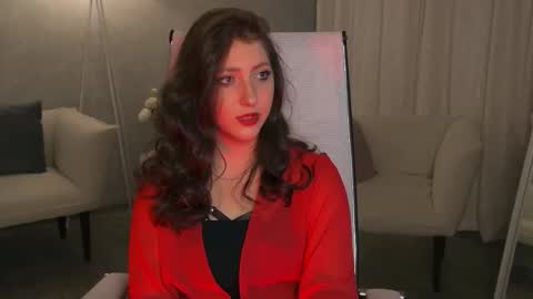 Mary Miller online show from October 19, 6:47 am