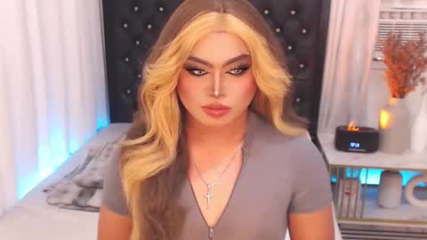 marymonroexxx online show from September 26, 3:43 am