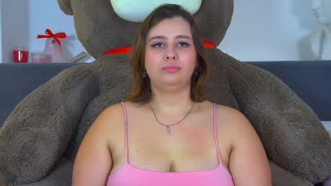 Snapshot of marymurrays chatting on September 21, 6:31 pm MaryMurrays online show from September 21, 6:31 pm