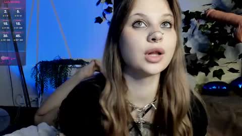 Mary x online show from March 4, 5:11 am