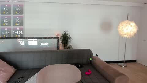 Marina online show from February 4, 1:27 pm